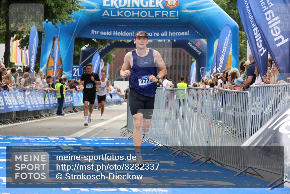 29.06.2025 - hella hamburg halbmarathon Strokosch-Dieckow http://msf.ph/oto/8282337 29.06.2025 10:22:31 Ziel 2618, 3720 meine-sportfotos.de