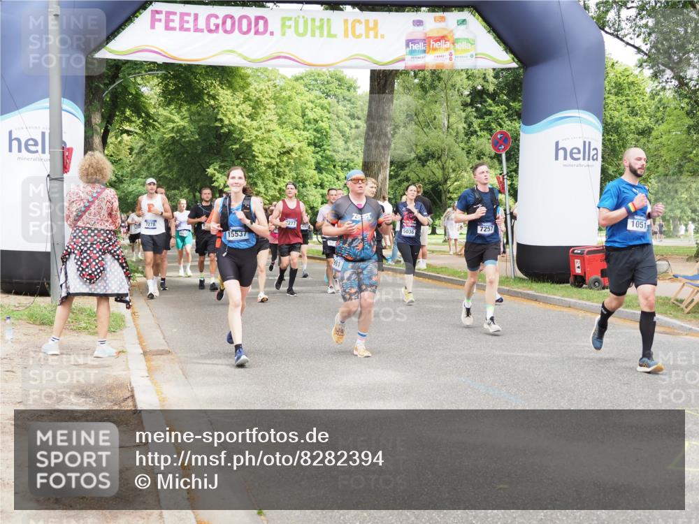 29.06.2025 - hella hamburg halbmarathon MichiJ http://msf.ph/oto/8282394 29.06.2025 10:58:13 Zwischen KM18-KM19 1020, 1051, 3020, 5036, 7257, 7809, 7810, 12938, 13370, 15570, 16554, 16709, 19035 meine-sportfotos.de