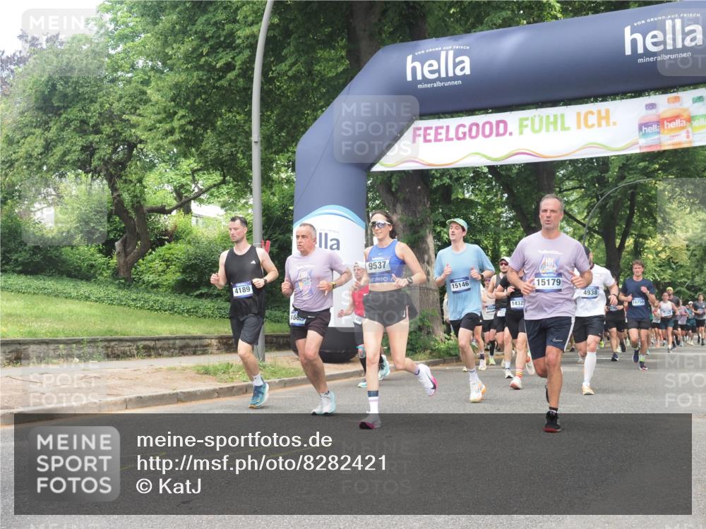 29.06.2025 - hella hamburg halbmarathon KatJ http://msf.ph/oto/8282421 29.06.2025 10:40:53 Zwischen KM18-KM19 1502, 2058, 2099, 4189, 4299, 4938, 6762, 7478 meine-sportfotos.de