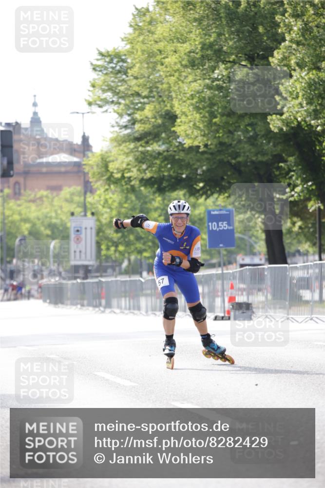 29.06.2025 - hella hamburg halbmarathon Jannik Wohlers http://msf.ph/oto/8282429 29.06.2025 08:52:56 Lombardsbrücke  meine-sportfotos.de