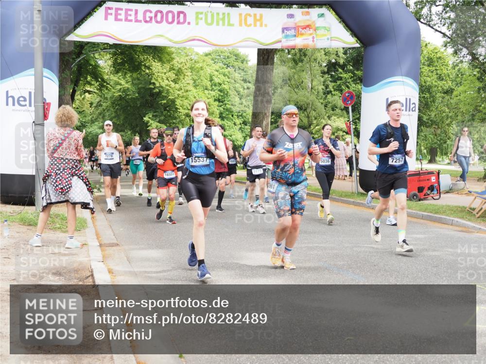 29.06.2025 - hella hamburg halbmarathon MichiJ http://msf.ph/oto/8282489 29.06.2025 10:58:14 Zwischen KM18-KM19 1020, 1051, 1981, 3020, 5036, 7017, 7257, 7277, 7809, 7810, 8275, 9917, 12456, 12938, 13370, 14413, 15570, 16554, 19035 meine-sportfotos.de