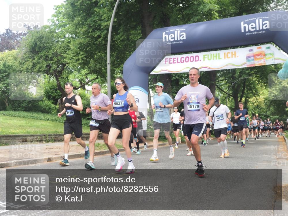29.06.2025 - hella hamburg halbmarathon KatJ http://msf.ph/oto/8282556 29.06.2025 10:40:53 Zwischen KM18-KM19 1502, 2058, 2099, 4189, 4299, 4938, 6762, 7478 meine-sportfotos.de