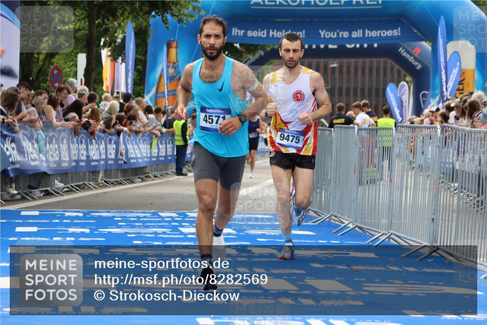 29.06.2025 - hella hamburg halbmarathon Strokosch-Dieckow http://msf.ph/oto/8282569 29.06.2025 10:22:21 Ziel 4571, 9475 meine-sportfotos.de