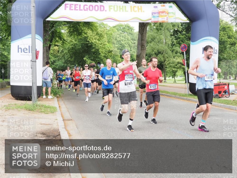 29.06.2025 - hella hamburg halbmarathon MichiJ http://msf.ph/oto/8282577 29.06.2025 10:32:18 Zwischen KM18-KM19 1415, 1558, 3146, 3907, 4991, 5692, 7093, 7508, 8063, 8145, 8900, 11848, 12966, 13348 meine-sportfotos.de
