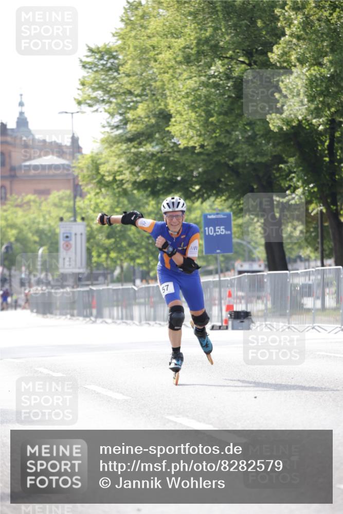 29.06.2025 - hella hamburg halbmarathon Jannik Wohlers http://msf.ph/oto/8282579 29.06.2025 08:52:56 Lombardsbrücke  meine-sportfotos.de