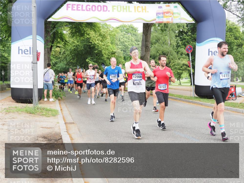 29.06.2025 - hella hamburg halbmarathon MichiJ http://msf.ph/oto/8282596 29.06.2025 10:32:18 Zwischen KM18-KM19 1415, 1558, 3146, 3907, 4991, 5692, 7093, 7508, 8063, 8145, 8900, 11848, 12966, 13348 meine-sportfotos.de