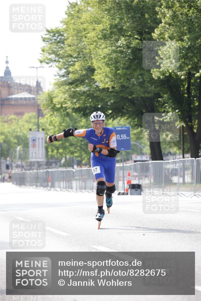 29.06.2025 - hella hamburg halbmarathon Jannik Wohlers http://msf.ph/oto/8282675 29.06.2025 08:52:56 Lombardsbrücke  meine-sportfotos.de