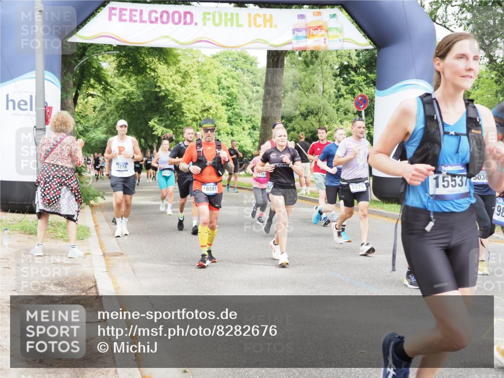 29.06.2025 - hella hamburg halbmarathon MichiJ http://msf.ph/oto/8282676 29.06.2025 10:58:15 Zwischen KM18-KM19 1020, 1051, 1981, 3020, 4583, 5036, 7017, 7257, 7277, 7809, 7810, 8275, 9917, 12456, 12938, 13370, 13835, 14413, 15570, 16554, 19035 meine-sportfotos.de