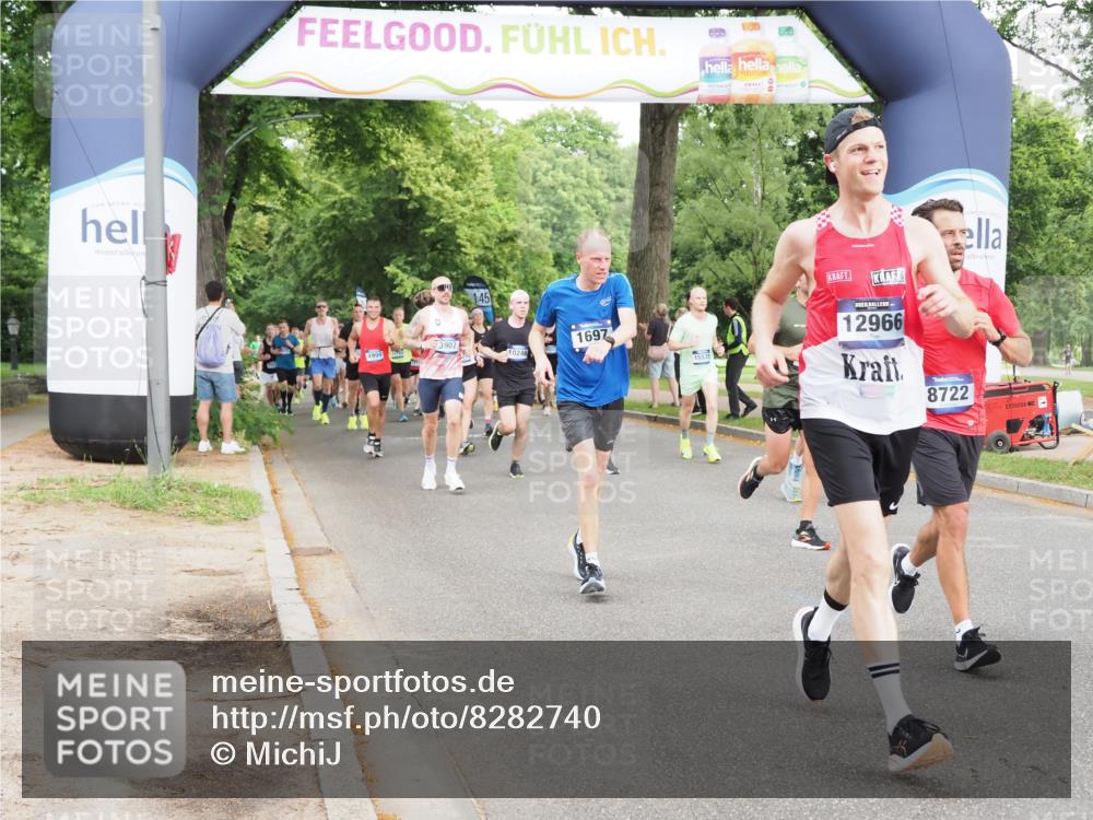 29.06.2025 - hella hamburg halbmarathon MichiJ http://msf.ph/oto/8282740 29.06.2025 10:32:19 Zwischen KM18-KM19 1415, 1558, 1697, 3907, 4310, 4991, 5692, 7093, 7508, 8063, 8145, 8722, 8900, 11648, 11848, 12966, 13348, 13807 meine-sportfotos.de