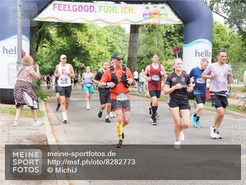 29.06.2025 - hella hamburg halbmarathon MichiJ http://msf.ph/oto/8282773 29.06.2025 10:58:16 Zwischen KM18-KM19 1020, 1051, 1981, 3020, 4583, 5036, 7017, 7257, 7277, 7278, 7809, 7810, 8275, 9917, 12456, 12938, 13370, 13683, 13835, 14413, 16241, 16554 meine-sportfotos.de