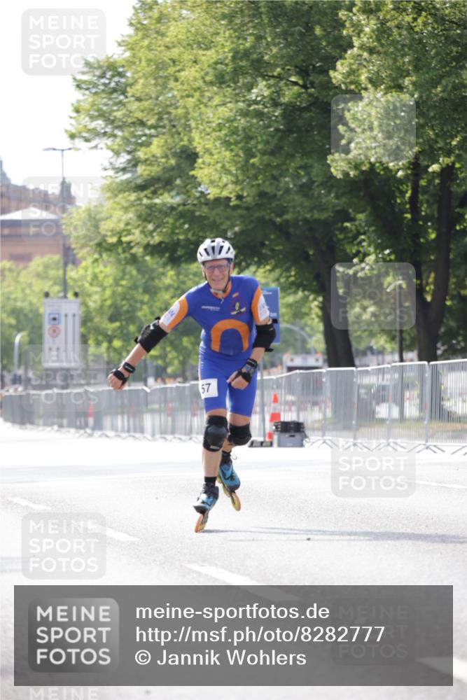 29.06.2025 - hella hamburg halbmarathon Jannik Wohlers http://msf.ph/oto/8282777 29.06.2025 08:52:57 Lombardsbrücke  meine-sportfotos.de