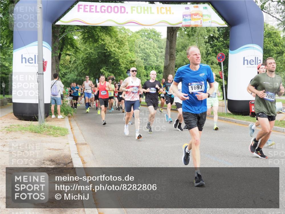 29.06.2025 - hella hamburg halbmarathon MichiJ http://msf.ph/oto/8282806 29.06.2025 10:32:20 Zwischen KM18-KM19 1415, 1697, 3907, 4310, 4991, 4999, 5692, 7093, 8063, 8722, 9374, 10246, 11648, 11848, 12966, 13348, 13807, 15535 meine-sportfotos.de