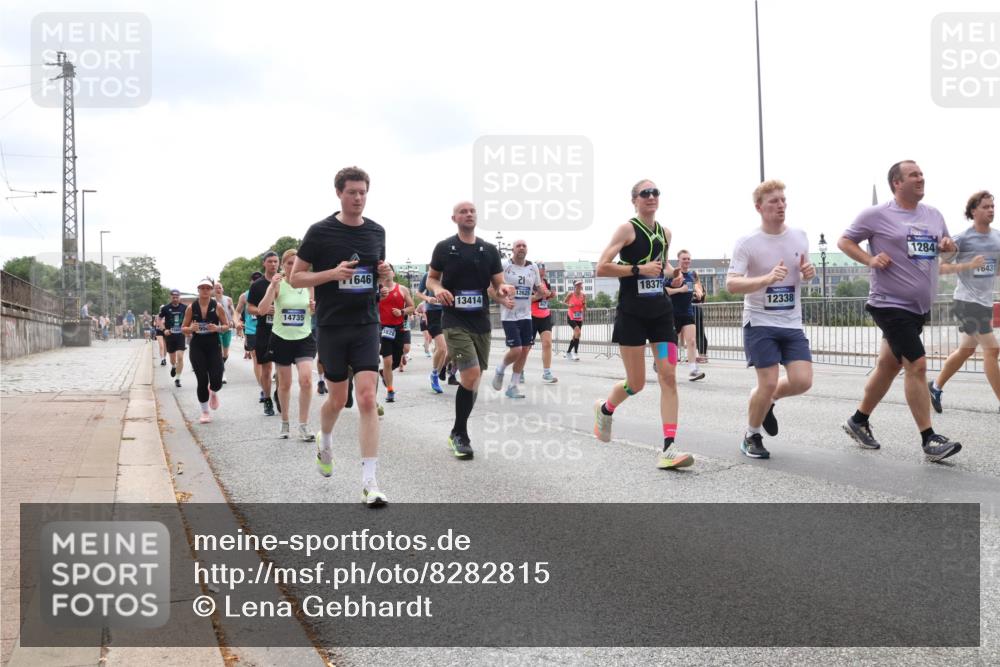 29.06.2025 - hella hamburg halbmarathon Lena Gebhardt http://msf.ph/oto/8282815 29.06.2025 10:35:24 Lombardsbrücke 1646, 14735, 3828, 21, 18375, 12625, 13414, 12338, 1284, 16431, 1284, 1497, 1717, 1730, 1786, 1821, 1849, 2001, 2198, 2376, 2425, 2751, 2787, 3409, 3828, 3958, 4333, 4564, 4703, 4704, 4965, 5027, 5147, 5240, 5531, 5793, 6029, 6189, 6365, 6381, 6397, 6471, 6746, 6803, 6859, 6867, 7267, 7382, 7927, 8249, 8296, 8567, 9248, 9342, 9470, 9803, 9806, 10358, 10393, 10464, 10531, 10565, 10606, 10652, 11233, 11320, 11359, 11565, 11838, 11839, 11886, 12026, 12062, 12326 meine-sportfotos.de