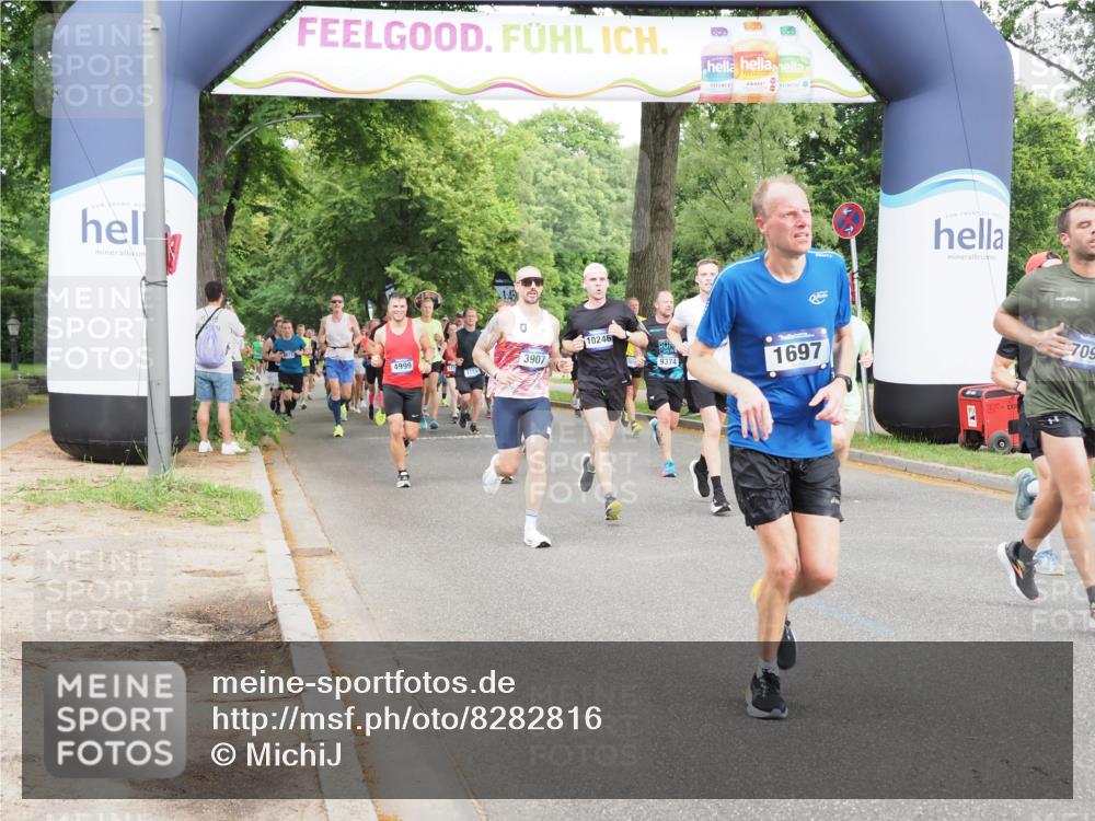 29.06.2025 - hella hamburg halbmarathon MichiJ http://msf.ph/oto/8282816 29.06.2025 10:32:20 Zwischen KM18-KM19 1415, 1697, 3907, 4310, 4991, 4999, 5692, 7093, 8063, 8722, 9374, 10246, 11648, 11848, 12966, 13348, 13807, 15535 meine-sportfotos.de