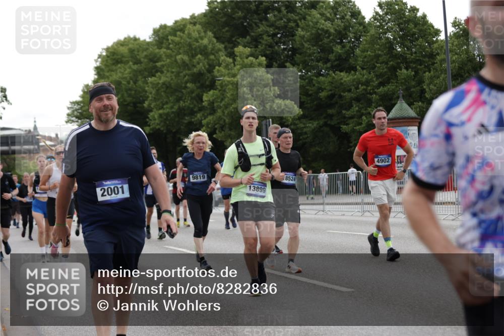 29.06.2025 - hella hamburg halbmarathon Jannik Wohlers http://msf.ph/oto/8282836 29.06.2025 10:35:19 Lombardsbrücke 1108, 1336, 1730, 1786, 2352, 2425, 2787, 2811, 2827, 3243, 3598, 4902, 5147, 5240, 6021, 6381, 6845, 6867, 7304, 7382, 8333, 9342, 9803, 9806, 9819, 10119, 10567, 10652, 12026, 12097, 12408, 12851, 12869, 13240, 13318, 13505, 13899, 14402, 14684, 15032, 16487, 17289, 17817, 17868, 17883, 17996, 17998, 18036, 18292, 18361, 18524, 18570, 18688 meine-sportfotos.de