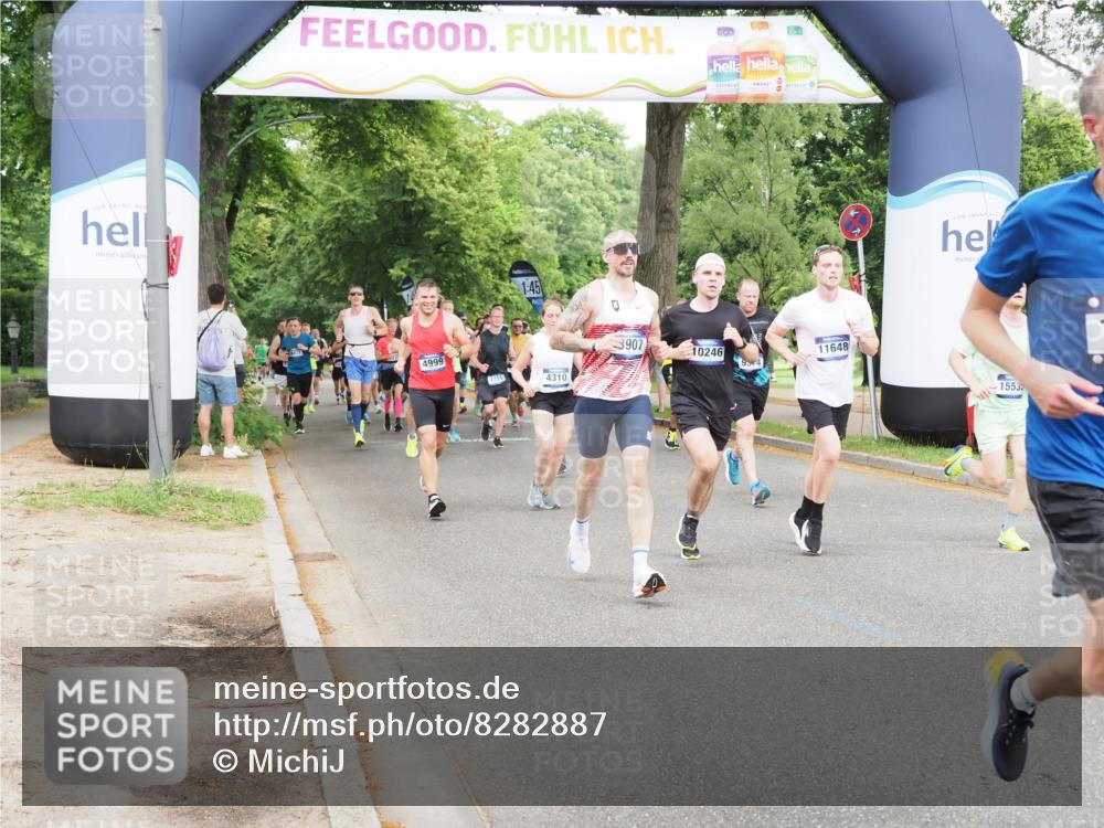 29.06.2025 - hella hamburg halbmarathon MichiJ http://msf.ph/oto/8282887 29.06.2025 10:32:21 Zwischen KM18-KM19 1415, 1697, 3004, 3907, 4310, 4999, 5692, 7093, 8063, 8722, 9374, 10246, 11648, 11848, 12966, 13348, 13807, 15535 meine-sportfotos.de