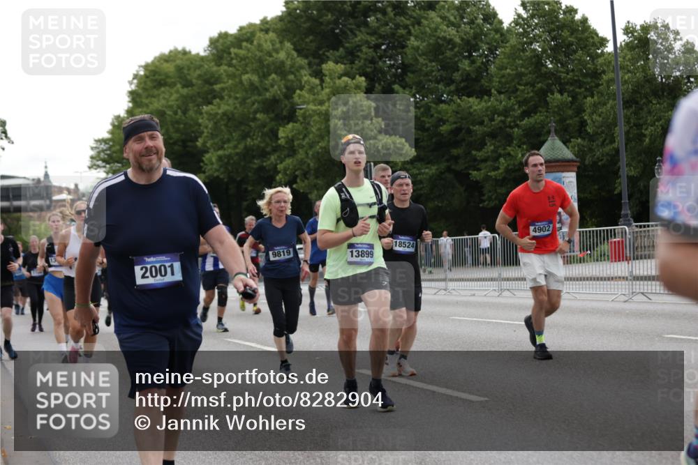 29.06.2025 - hella hamburg halbmarathon Jannik Wohlers http://msf.ph/oto/8282904 29.06.2025 10:35:19 Lombardsbrücke 1108, 1336, 1730, 1786, 2352, 2425, 2787, 2811, 2827, 3243, 3598, 4902, 5147, 5240, 6021, 6381, 6845, 6867, 7304, 7382, 8333, 9342, 9803, 9806, 9819, 10119, 10567, 10652, 12026, 12097, 12408, 12851, 12869, 13240, 13318, 13505, 13899, 14402, 14684, 15032, 16487, 17289, 17817, 17868, 17883, 17996, 17998, 18036, 18292, 18361, 18524, 18570, 18688 meine-sportfotos.de