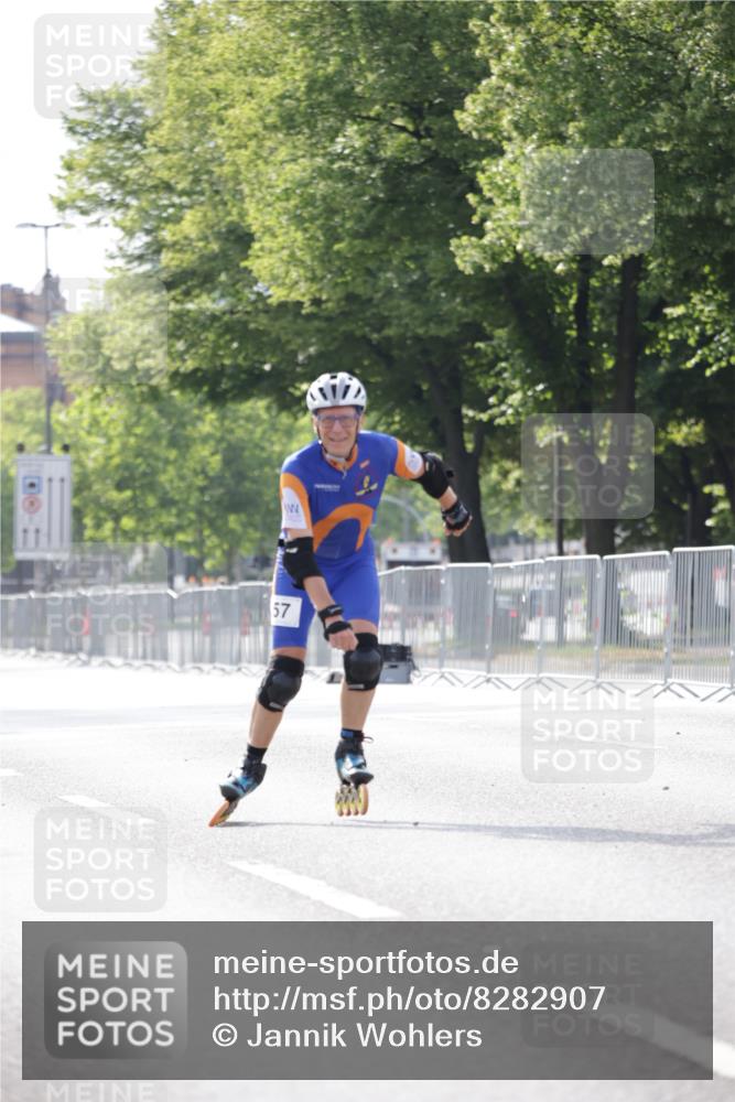 29.06.2025 - hella hamburg halbmarathon Jannik Wohlers http://msf.ph/oto/8282907 29.06.2025 08:52:57 Lombardsbrücke  meine-sportfotos.de