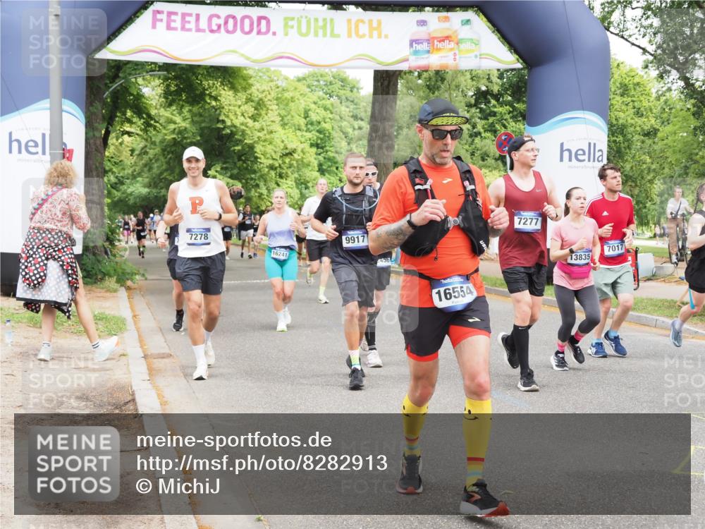 29.06.2025 - hella hamburg halbmarathon MichiJ http://msf.ph/oto/8282913 29.06.2025 10:58:17 Zwischen KM18-KM19 1020, 1051, 1981, 3020, 4583, 5036, 7017, 7257, 7277, 7278, 7279, 7809, 8275, 9917, 12456, 12938, 13370, 13683, 13835, 14413, 16241, 16554 meine-sportfotos.de