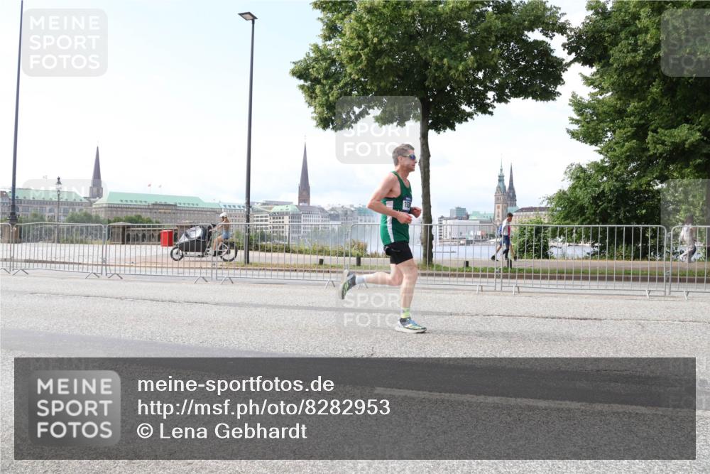 29.06.2025 - hella hamburg halbmarathon Lena Gebhardt http://msf.ph/oto/8282953 29.06.2025 10:11:39 Lombardsbrücke 1328, 1531, 1723, 1866, 1992, 3363, 3837, 4227, 5254, 5379, 5605, 7571, 8115, 8171, 8206, 8207, 8368, 8807, 8810, 9119, 9191, 9428, 10042, 10196, 10372, 10428, 11149, 11321, 11507, 11755, 11917, 12286, 12473, 13177, 13203, 13603, 13939, 13958, 14008, 14149, 14384, 15252, 15797, 15908, 15945, 16383, 17080, 17142, 17638, 17774, 17787, 17866, 18261, 18278, 18382, 19172, 19241 meine-sportfotos.de