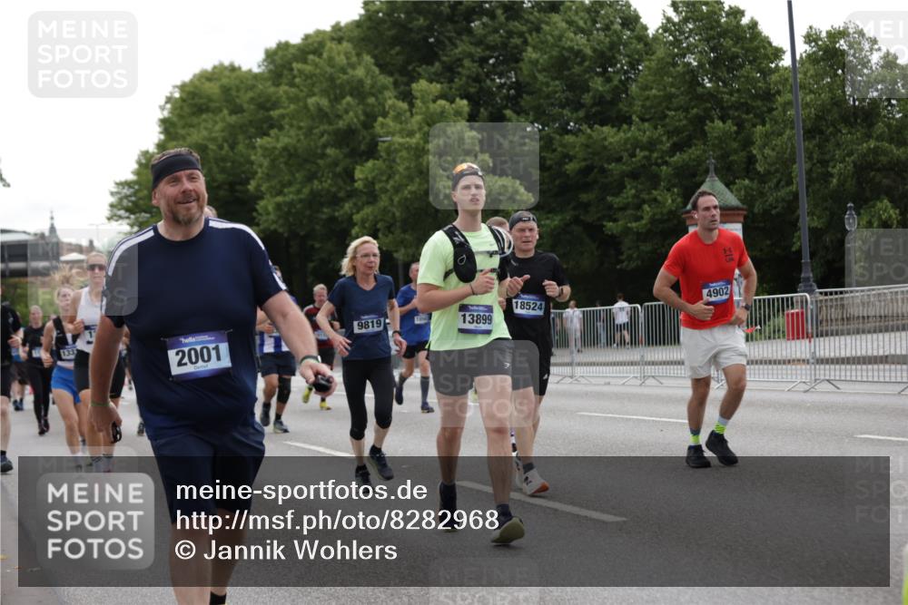 29.06.2025 - hella hamburg halbmarathon Jannik Wohlers http://msf.ph/oto/8282968 29.06.2025 10:35:19 Lombardsbrücke 1108, 1336, 1730, 1786, 2352, 2425, 2787, 2811, 2827, 3243, 3598, 4902, 5147, 5240, 6021, 6381, 6845, 6867, 7304, 7382, 8333, 9342, 9803, 9806, 9819, 10119, 10567, 10652, 12026, 12097, 12408, 12851, 12869, 13240, 13318, 13505, 13899, 14402, 14684, 15032, 16487, 17289, 17817, 17868, 17883, 17996, 17998, 18036, 18292, 18361, 18524, 18570, 18688 meine-sportfotos.de