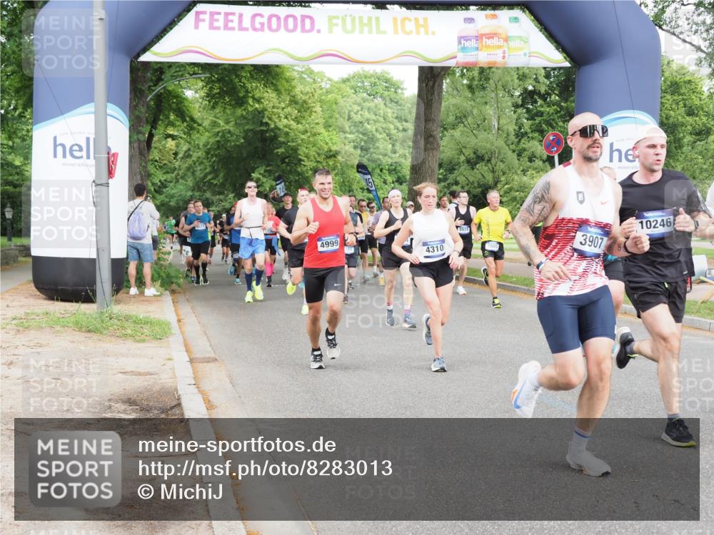 29.06.2025 - hella hamburg halbmarathon MichiJ http://msf.ph/oto/8283013 29.06.2025 10:32:21 Zwischen KM18-KM19 1415, 1697, 3004, 3907, 4310, 4999, 5692, 7093, 8063, 8722, 9374, 10246, 11648, 11848, 12966, 13348, 13807, 15535 meine-sportfotos.de