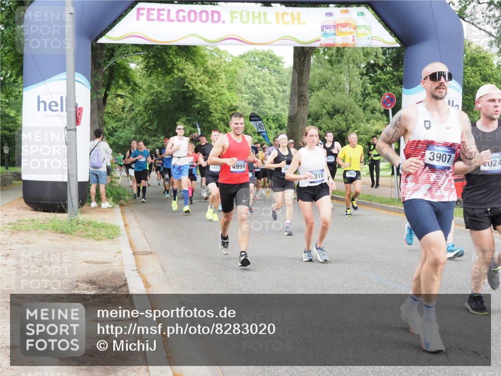 29.06.2025 - hella hamburg halbmarathon MichiJ http://msf.ph/oto/8283020 29.06.2025 10:32:22 Zwischen KM18-KM19 1415, 1697, 3004, 3907, 4310, 4981, 4999, 5692, 7005, 7093, 8063, 8722, 9374, 10246, 11648, 11848, 12966, 13807, 15535 meine-sportfotos.de