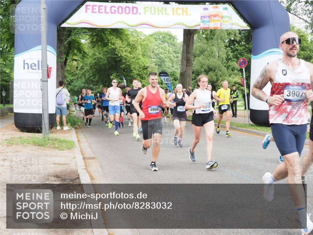 29.06.2025 - hella hamburg halbmarathon MichiJ http://msf.ph/oto/8283032 29.06.2025 10:32:22 Zwischen KM18-KM19 1415, 1697, 3004, 3907, 4310, 4981, 4999, 5692, 7005, 7093, 8063, 8722, 9374, 10246, 11648, 11848, 12966, 13807, 15535 meine-sportfotos.de