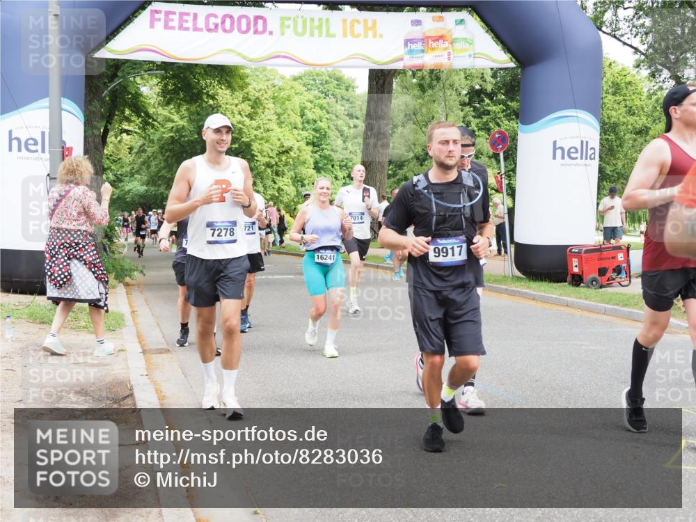 29.06.2025 - hella hamburg halbmarathon MichiJ http://msf.ph/oto/8283036 29.06.2025 10:58:18 Zwischen KM18-KM19 1020, 1051, 1981, 3020, 4583, 5036, 7014, 7017, 7257, 7277, 7278, 7279, 8275, 9917, 12456, 12938, 13370, 13683, 13835, 14413, 16241, 16554 meine-sportfotos.de