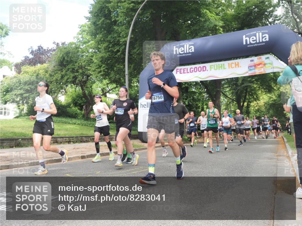 29.06.2025 - hella hamburg halbmarathon KatJ http://msf.ph/oto/8283041 29.06.2025 10:40:57 Zwischen KM18-KM19 1502, 2070, 2099, 2884, 3103, 3310, 4189, 4299, 4938, 6762, 6994, 7147, 7478 meine-sportfotos.de