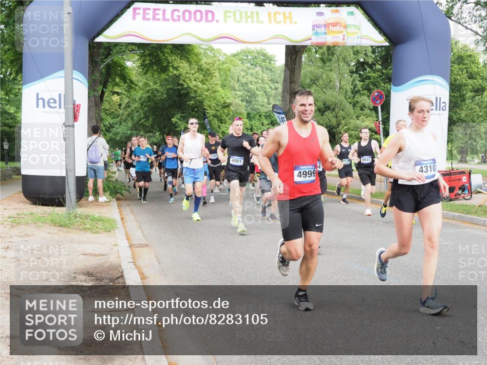 29.06.2025 - hella hamburg halbmarathon MichiJ http://msf.ph/oto/8283105 29.06.2025 10:32:22 Zwischen KM18-KM19 1415, 1697, 3004, 3907, 4310, 4981, 4999, 5692, 7005, 7093, 8063, 8722, 9374, 10246, 11648, 11848, 12966, 13807, 15535 meine-sportfotos.de