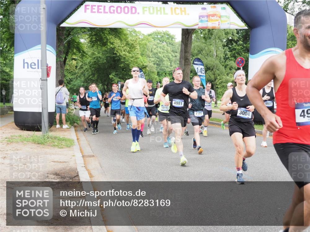 29.06.2025 - hella hamburg halbmarathon MichiJ http://msf.ph/oto/8283169 29.06.2025 10:32:23 Zwischen KM18-KM19 1415, 1697, 3004, 3907, 4310, 4981, 4999, 7005, 7093, 7191, 8063, 8722, 9374, 9931, 10193, 10246, 11648, 11848, 12711, 12966, 13807, 15535, 16549, 17376, 18765, 19206 meine-sportfotos.de