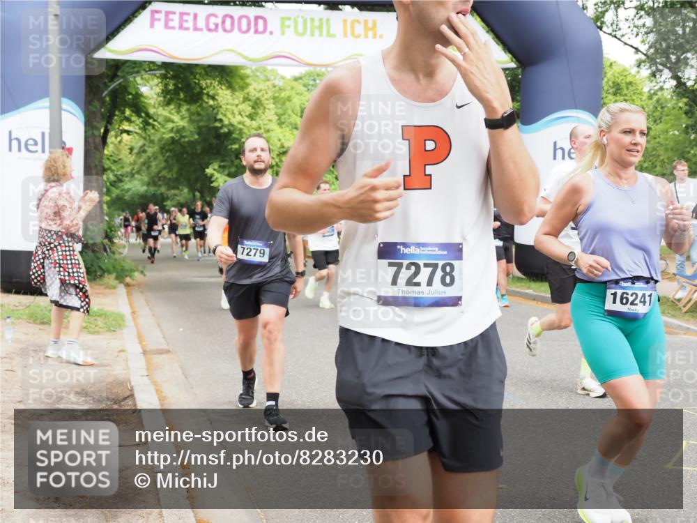 29.06.2025 - hella hamburg halbmarathon MichiJ http://msf.ph/oto/8283230 29.06.2025 10:58:20 Zwischen KM18-KM19 1981, 2721, 3020, 4583, 5036, 7014, 7017, 7257, 7277, 7278, 7279, 8275, 9917, 12456, 12893, 13242, 13370, 13683, 13835, 14413, 16020, 16241, 16554 meine-sportfotos.de