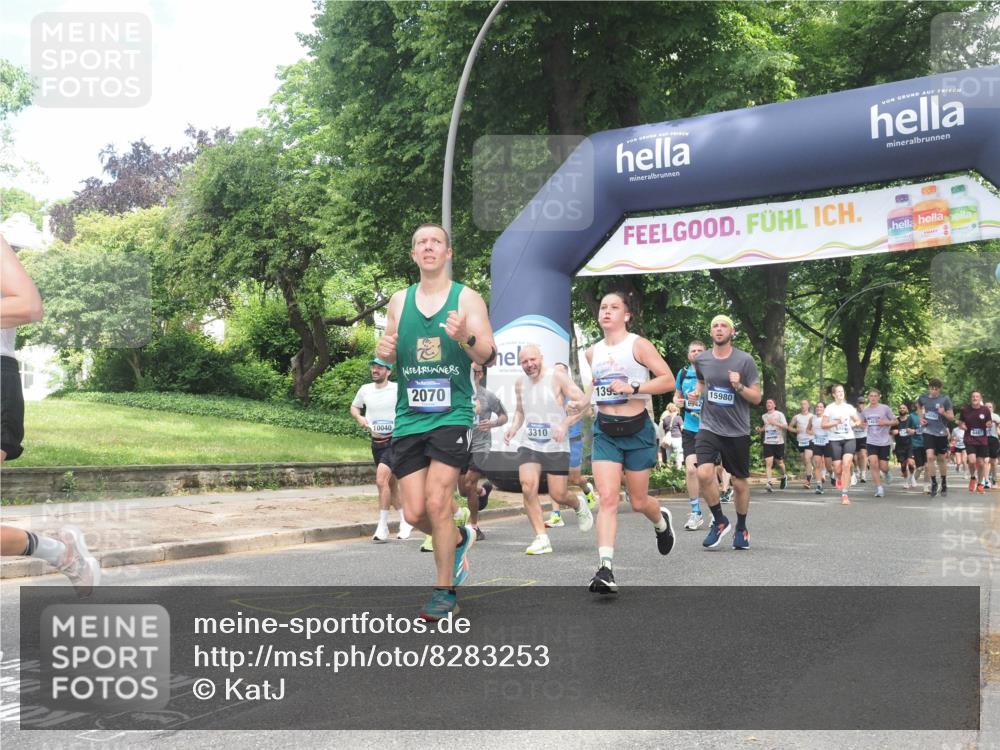 29.06.2025 - hella hamburg halbmarathon KatJ http://msf.ph/oto/8283253 29.06.2025 10:40:59 Zwischen KM18-KM19 1030, 1502, 1727, 2070, 2884, 2910, 3103, 3310, 4189, 4299, 4938, 6942, 6994, 7147, 7864 meine-sportfotos.de