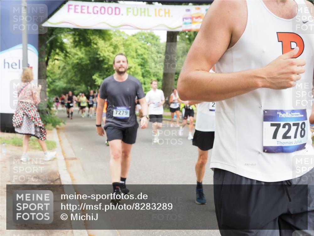 29.06.2025 - hella hamburg halbmarathon MichiJ http://msf.ph/oto/8283289 29.06.2025 10:58:20 Zwischen KM18-KM19 1981, 2721, 3020, 4583, 5036, 7014, 7017, 7257, 7277, 7278, 7279, 8275, 9917, 12456, 12893, 13242, 13370, 13683, 13835, 14413, 16020, 16241, 16554 meine-sportfotos.de