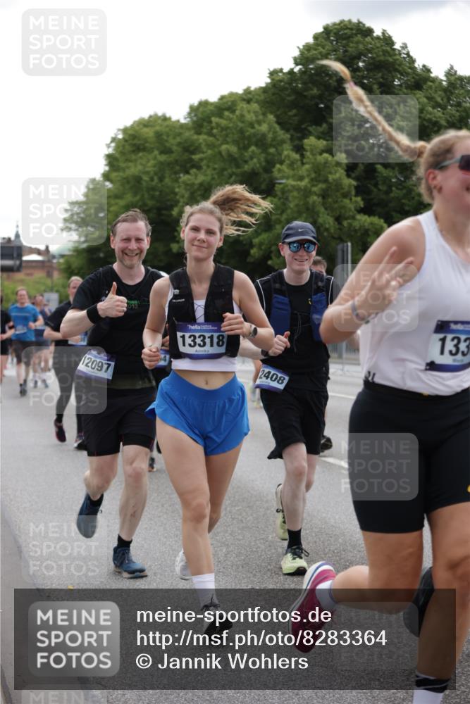 29.06.2025 - hella hamburg halbmarathon Jannik Wohlers http://msf.ph/oto/8283364 29.06.2025 10:35:23 Lombardsbrücke 1108, 1336, 1730, 2352, 2425, 2787, 2811, 2827, 3243, 3598, 3990, 4413, 4902, 5147, 6021, 6845, 6867, 7304, 7382, 8333, 9342, 9432, 9744, 9803, 9806, 9819, 10047, 10119, 10567, 10652, 11979, 12026, 12097, 12408, 12430, 12869, 13240, 13318, 13505, 13899, 14402, 14684, 15032, 15281, 15827, 15830, 16487, 17289, 17817, 17868, 17996, 18524, 18541, 18570, 18688 meine-sportfotos.de