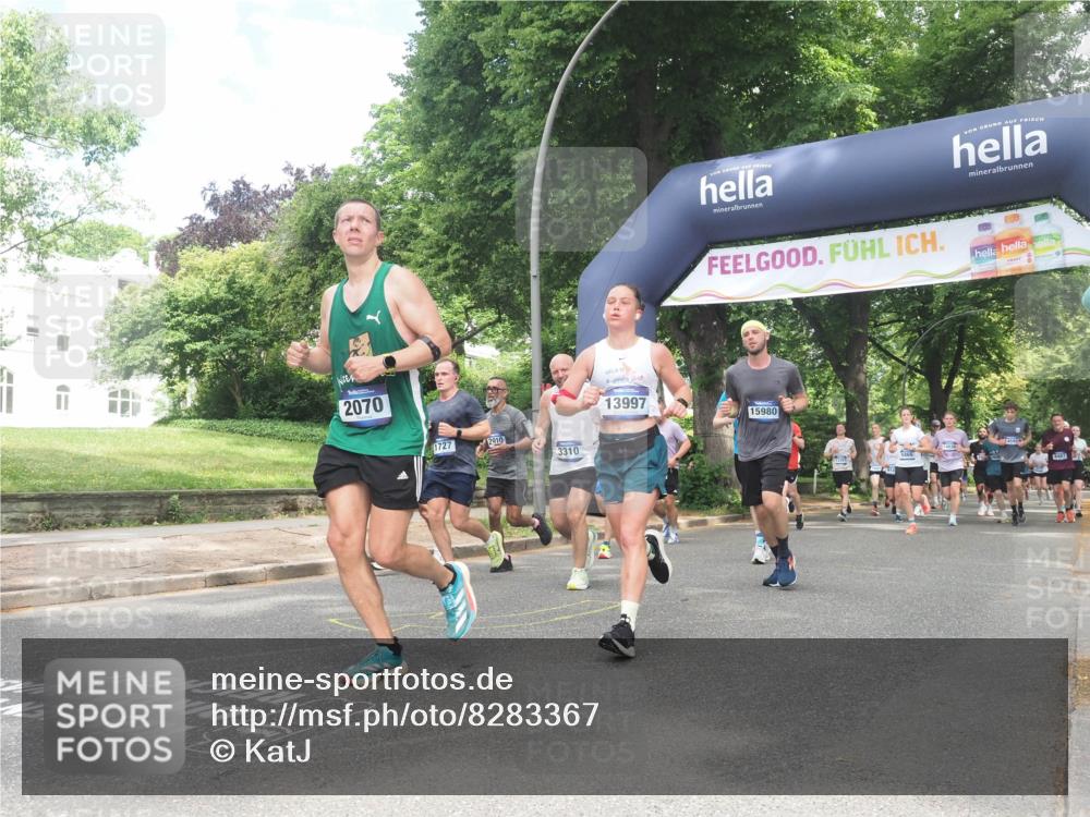 29.06.2025 - hella hamburg halbmarathon KatJ http://msf.ph/oto/8283367 29.06.2025 10:40:59 Zwischen KM18-KM19 1030, 1502, 1727, 2070, 2884, 2910, 3103, 3310, 4189, 4299, 4938, 6942, 6994, 7147, 7864 meine-sportfotos.de