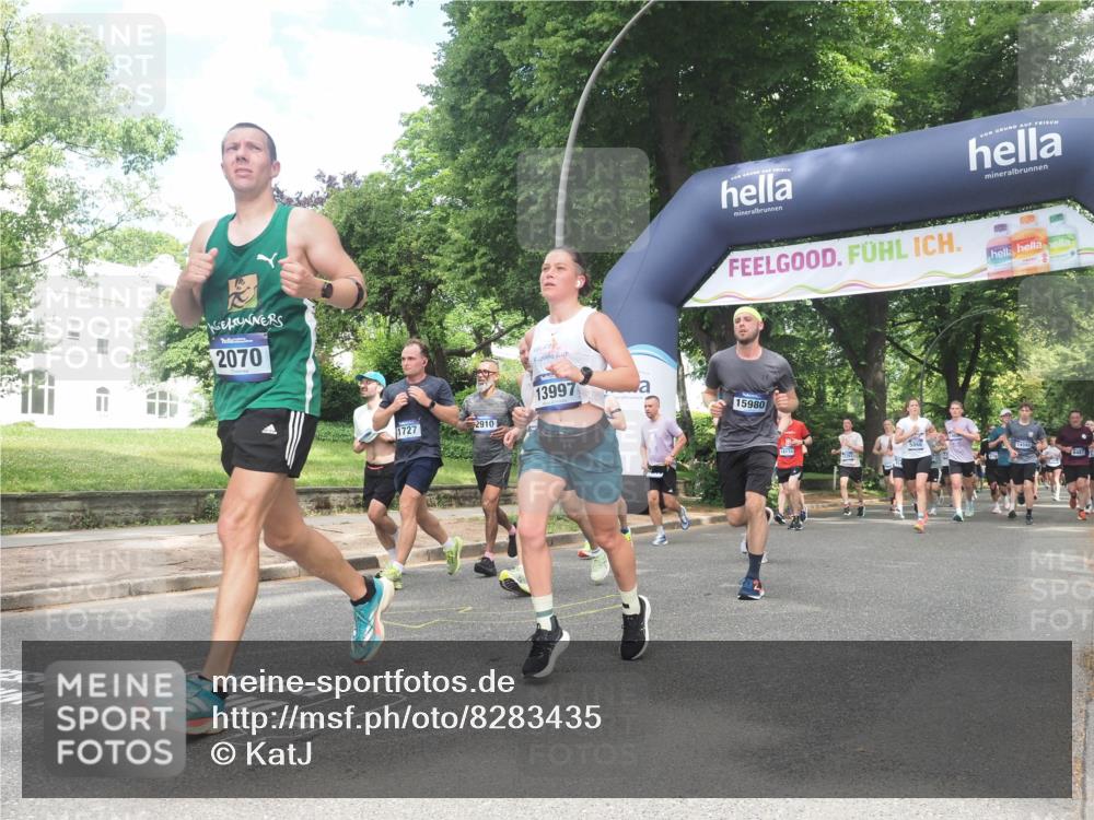 29.06.2025 - hella hamburg halbmarathon KatJ http://msf.ph/oto/8283435 29.06.2025 10:40:59 Zwischen KM18-KM19 1030, 1502, 1727, 2070, 2884, 2910, 3103, 3310, 4189, 4299, 4938, 6942, 6994, 7147, 7864 meine-sportfotos.de