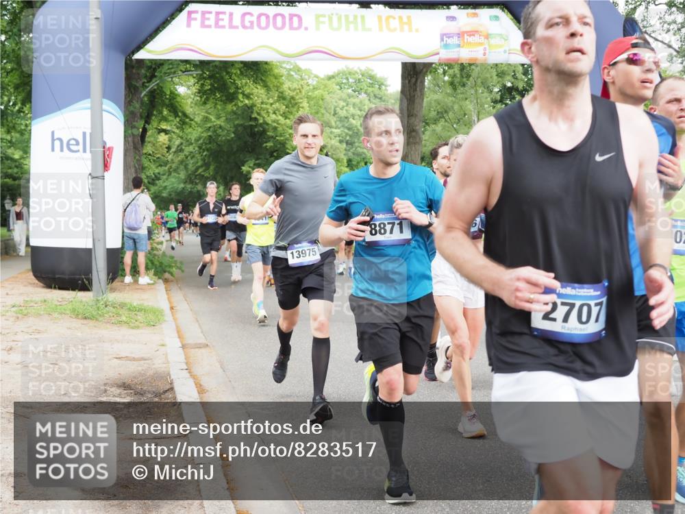 29.06.2025 - hella hamburg halbmarathon MichiJ http://msf.ph/oto/8283517 29.06.2025 10:32:27 Zwischen KM18-KM19 1220, 1697, 2365, 2707, 3004, 3021, 4310, 4981, 4999, 5231, 5476, 5624, 6991, 7005, 7191, 7322, 8722, 8871, 9374, 9444, 9633, 9931, 10193, 10246, 11648, 12657, 12711, 13807, 13975, 15280, 15535, 16549, 17376, 17406, 17729, 17977, 18107, 18437, 18464, 18691, 18765, 19206, 19210 meine-sportfotos.de