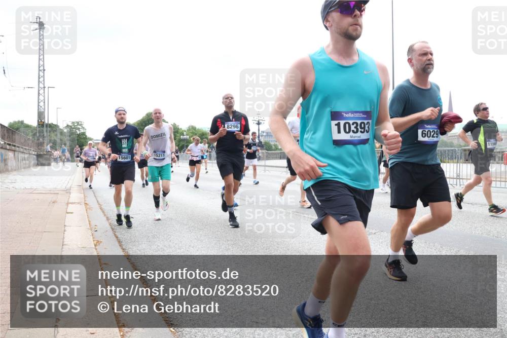 29.06.2025 - hella hamburg halbmarathon Lena Gebhardt http://msf.ph/oto/8283520 29.06.2025 10:35:27 Lombardsbrücke 15601, 15211, 8296, 10393, 6029, 11565, 1284, 1336, 1497, 1717, 1730, 1786, 1821, 1849, 2001, 2198, 2376, 2425, 2751, 2787, 3243, 3409, 3828, 3958, 4333, 4564, 4703, 4704, 4902, 4965, 5027, 5147, 5240, 5531, 5793, 6029, 6189, 6365, 6381, 6397, 6471, 6746, 6803, 6859, 6867, 7267, 7382, 7927, 8249, 8296, 8567, 9342, 9470, 9803, 9806, 9819, 10358, 10393, 10531, 10565, 10652, 11233, 11320, 11359, 11565, 11838, 11839, 11886, 12026, 12062, 12326 meine-sportfotos.de