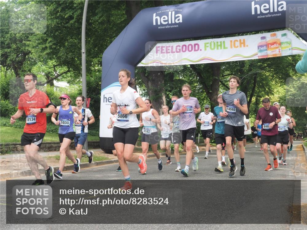 29.06.2025 - hella hamburg halbmarathon KatJ http://msf.ph/oto/8283524 29.06.2025 10:41:02 Zwischen KM18-KM19 1030, 1482, 1727, 1870, 2070, 2346, 2884, 2910, 3103, 3310, 5866, 6942, 6994, 7147, 7864, 8487 meine-sportfotos.de