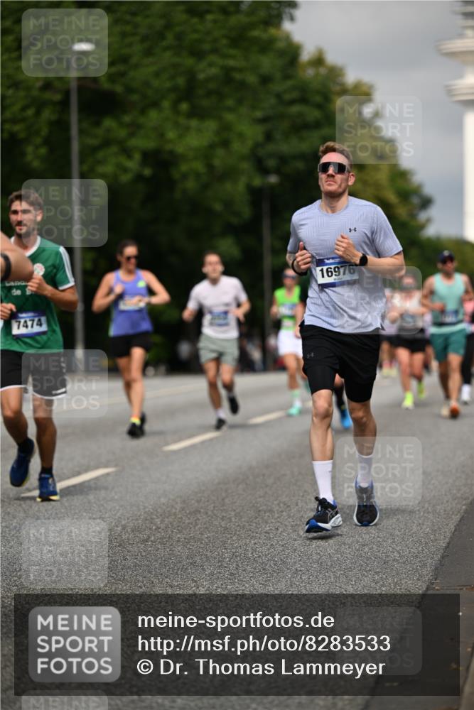 29.06.2025 - hella hamburg halbmarathon Dr. Thomas Lammeyer http://msf.ph/oto/8283533 29.06.2025 10:15:53 Kennedybrücke 1062, 1790, 2661, 3746, 3837, 4499, 6966, 7370, 7474, 8368, 9119, 9253, 9254, 9405, 10042 meine-sportfotos.de
