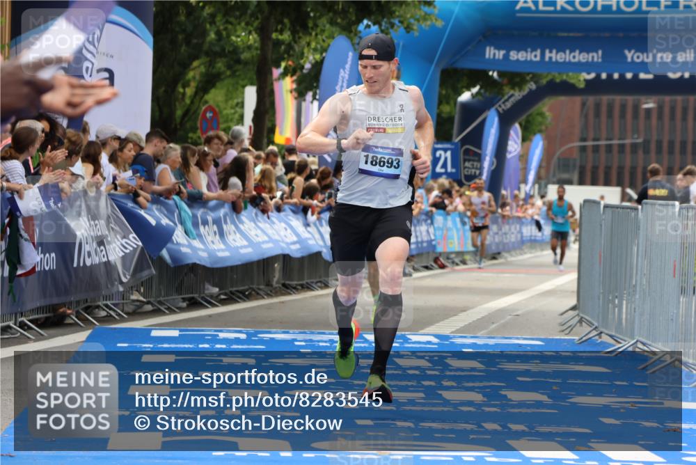 29.06.2025 - hella hamburg halbmarathon Strokosch-Dieckow http://msf.ph/oto/8283545 29.06.2025 10:22:07 Ziel 10650, 16068, 17886, 18693 meine-sportfotos.de
