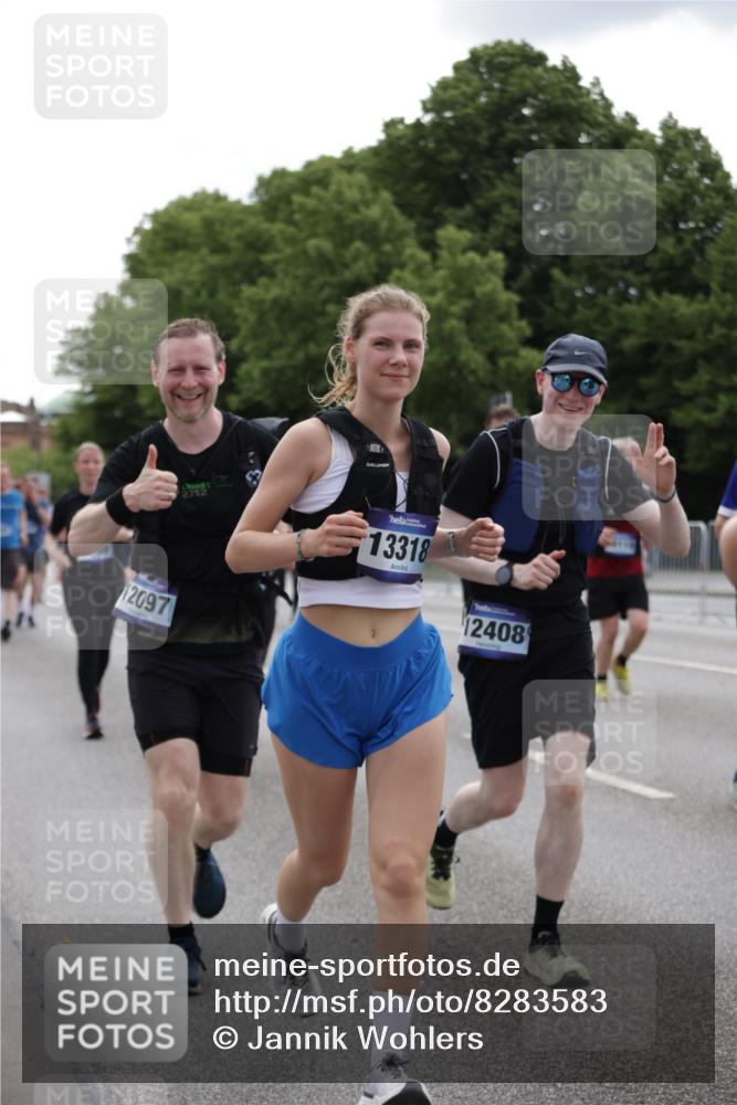29.06.2025 - hella hamburg halbmarathon Jannik Wohlers http://msf.ph/oto/8283583 29.06.2025 10:35:23 Lombardsbrücke 1108, 1336, 1730, 2352, 2425, 2787, 2811, 2827, 3243, 3598, 3990, 4413, 4902, 5147, 6021, 6845, 6867, 7304, 7382, 8333, 9342, 9432, 9744, 9803, 9806, 9819, 10047, 10119, 10567, 10652, 11979, 12026, 12097, 12408, 12430, 12869, 13240, 13318, 13505, 13899, 14402, 14684, 15032, 15281, 15827, 15830, 16487, 17289, 17817, 17868, 17996, 18524, 18541, 18570, 18688 meine-sportfotos.de
