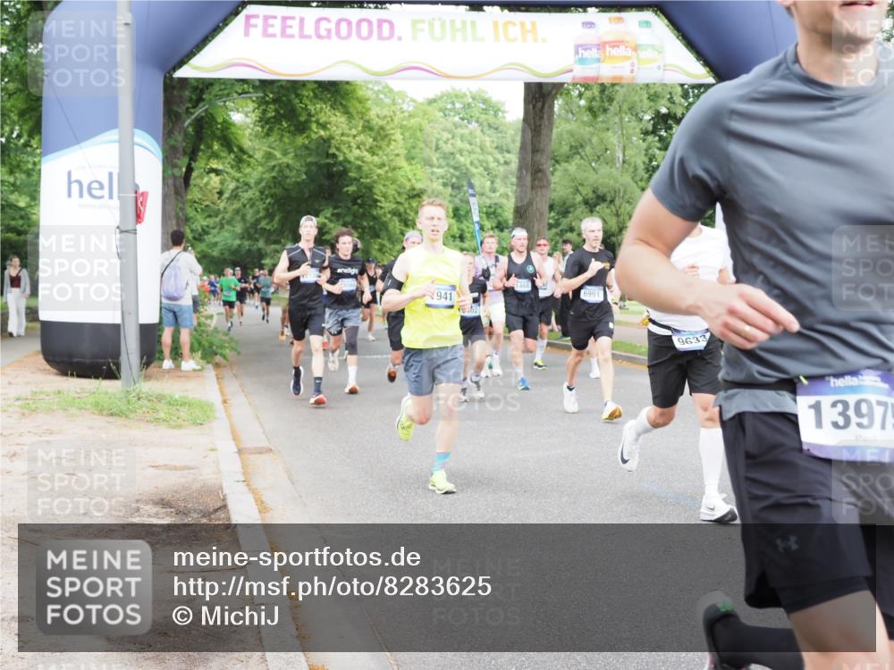 29.06.2025 - hella hamburg halbmarathon MichiJ http://msf.ph/oto/8283625 29.06.2025 10:32:28 Zwischen KM18-KM19 1220, 1941, 2365, 2402, 2707, 3004, 3021, 4981, 4999, 5231, 5476, 5624, 6991, 7005, 7191, 7322, 8871, 9374, 9444, 9633, 9931, 10193, 10246, 12657, 12711, 13975, 15280, 15535, 16549, 17376, 17406, 17729, 17977, 18107, 18437, 18464, 18691, 18765, 19206, 19210 meine-sportfotos.de