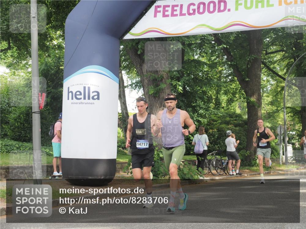 29.06.2025 - hella hamburg halbmarathon KatJ http://msf.ph/oto/8283706 29.06.2025 10:11:20 Zwischen KM18-KM19  meine-sportfotos.de
