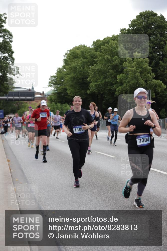 29.06.2025 - hella hamburg halbmarathon Jannik Wohlers http://msf.ph/oto/8283813 29.06.2025 10:35:25 Lombardsbrücke 1036, 1108, 1336, 1730, 2352, 2425, 2811, 2827, 3243, 3598, 3990, 4413, 4798, 4902, 5147, 6021, 6845, 7304, 7382, 8333, 8947, 9432, 9744, 9803, 9806, 9819, 10047, 10119, 10567, 10652, 11187, 11198, 11979, 12026, 12097, 12408, 12430, 12869, 13318, 13492, 13505, 13899, 14402, 14684, 15281, 15827, 15830, 16487, 17289, 17817, 17996, 18524, 18541, 18570, 18688 meine-sportfotos.de