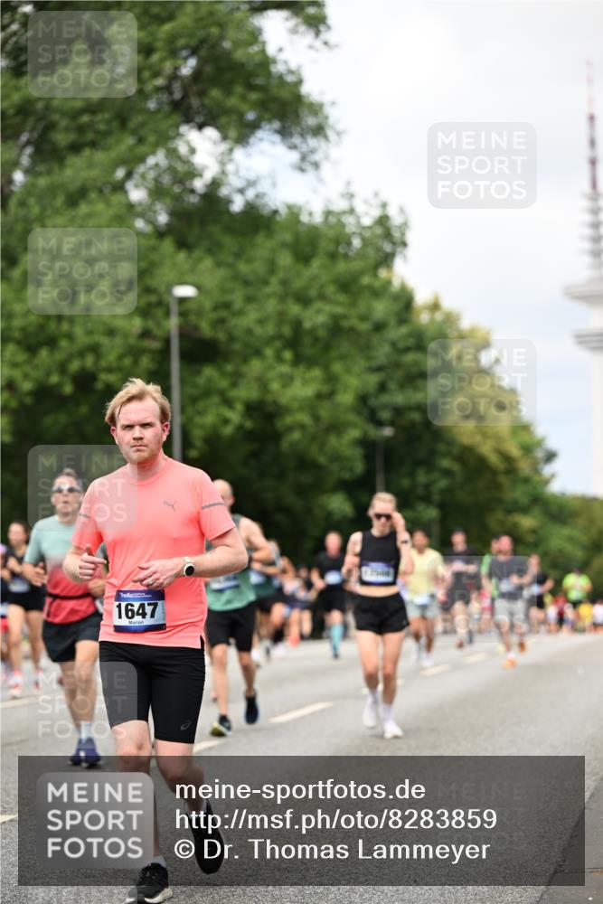 29.06.2025 - hella hamburg halbmarathon Dr. Thomas Lammeyer http://msf.ph/oto/8283859 29.06.2025 10:36:58 Kennedybrücke 1237, 1647, 1732, 2059, 2384, 2959, 3221, 3391, 3653, 3660, 3670, 3708, 3753, 4030, 4096, 4555, 5110, 5156, 5581, 6861, 7135, 7531, 7749, 7750, 7789, 8170, 8839, 8840, 8914, 9010, 9034, 9471, 9542, 9765, 9768, 9812, 10002, 10203, 10470, 10624, 10770, 11076 meine-sportfotos.de