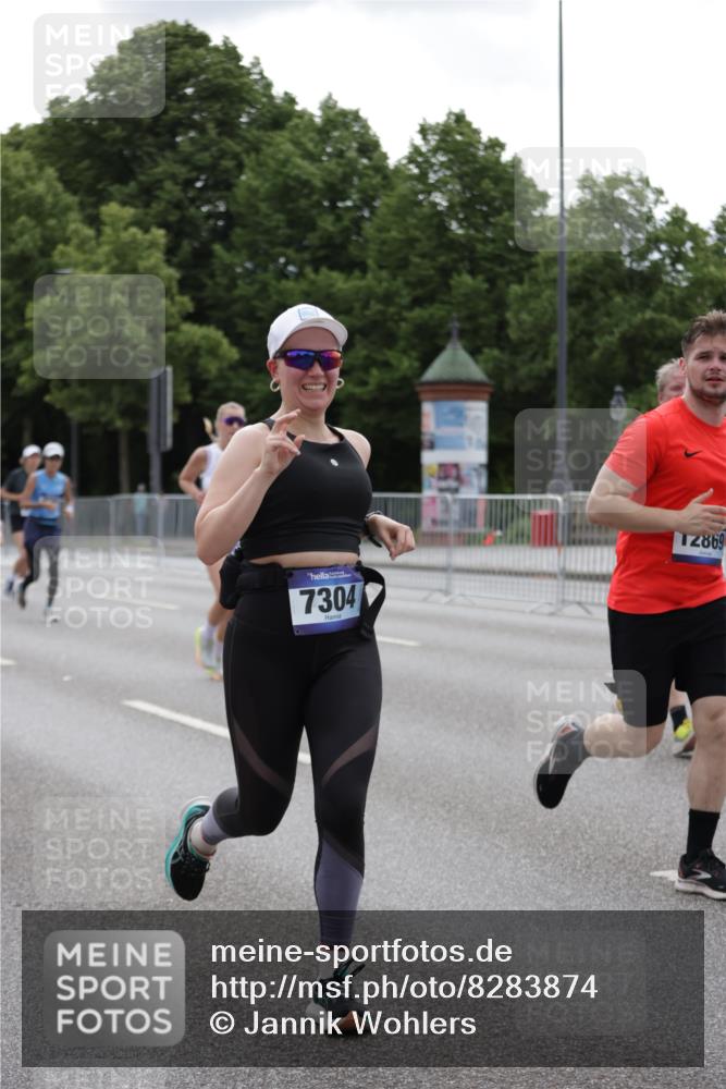 29.06.2025 - hella hamburg halbmarathon Jannik Wohlers http://msf.ph/oto/8283874 29.06.2025 10:35:25 Lombardsbrücke 1036, 1108, 1336, 1730, 2352, 2425, 2811, 2827, 3243, 3598, 3990, 4413, 4798, 4902, 5147, 6021, 6845, 7304, 7382, 8333, 8947, 9432, 9744, 9803, 9806, 9819, 10047, 10119, 10567, 10652, 11187, 11198, 11979, 12026, 12097, 12408, 12430, 12869, 13318, 13492, 13505, 13899, 14402, 14684, 15281, 15827, 15830, 16487, 17289, 17817, 17996, 18524, 18541, 18570, 18688 meine-sportfotos.de