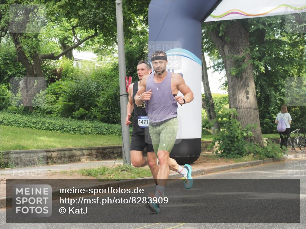 29.06.2025 - hella hamburg halbmarathon KatJ http://msf.ph/oto/8283909 29.06.2025 10:11:21 Zwischen KM18-KM19 12373 meine-sportfotos.de